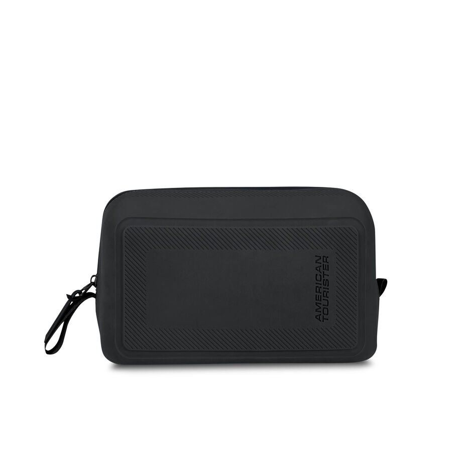Urban Groove Toiletry Kit in the color Black. image number 5